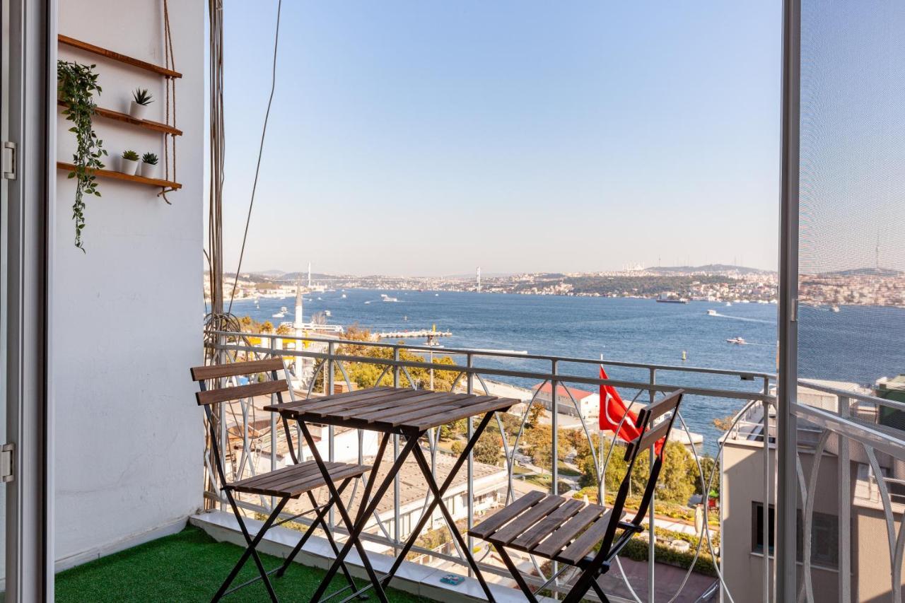 Daire Feel The Breeze Of Bosphorus